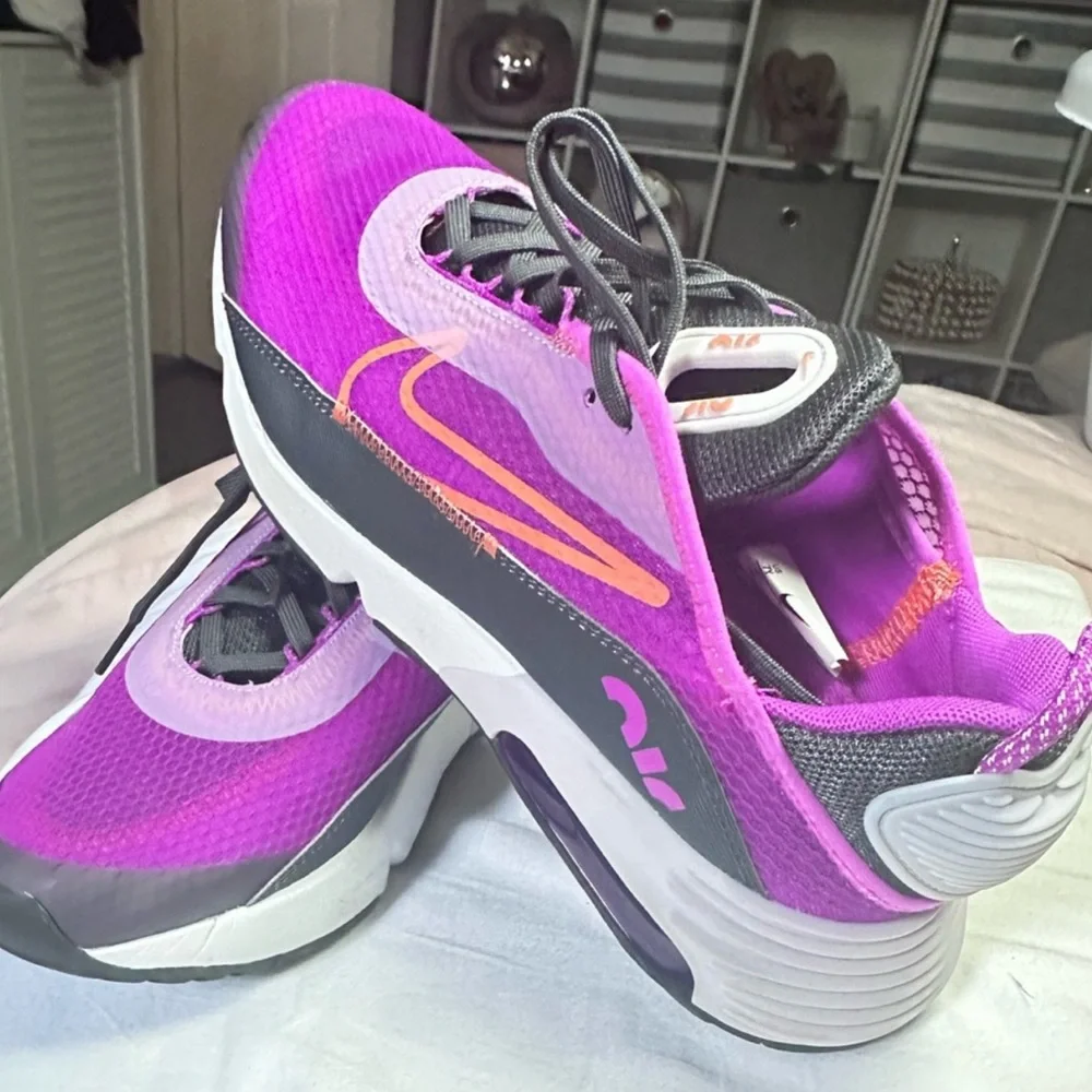 Nike Air Max 2090 “Violet Frost”